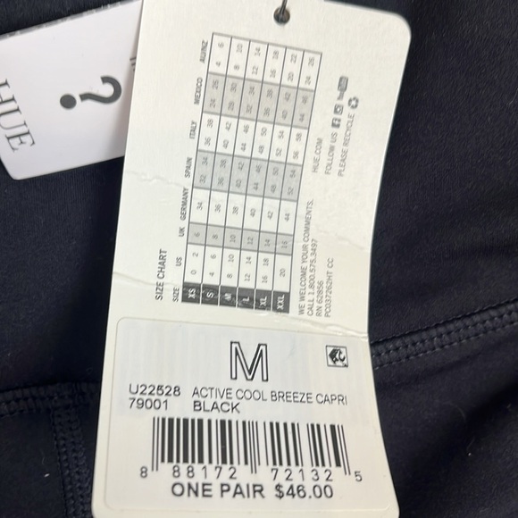 NWT Hue Active Cool Breeze Capri Leggings Black and Navy Size Medium - Picture 3 of 12